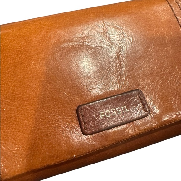 Fossil Orange Leather Zip Clutch Wallet - Picture 2 of 11